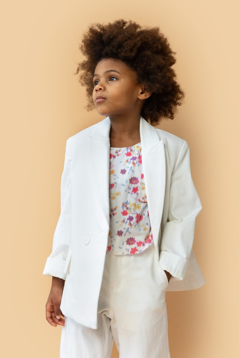 shop nu blazer lamb twill white van simple kids bij ik koop Belgisch conceptstore 'les belges', ruimste aanbod van Belgische kindermode