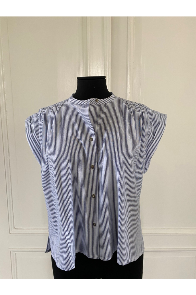shop nu blouse greta  thin blue stripe van rae bij ik koop Belgisch conceptstore 'les belges', ruimste aanbod van Belgische damesmode