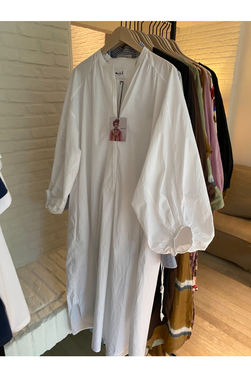 shop nu jurk milan white van mel bij ik koop Belgisch conceptstore 'les belges', ruimste aanbod van Belgische damesmode en kindermode