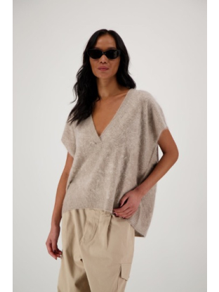 Sleeveless sweater Fay