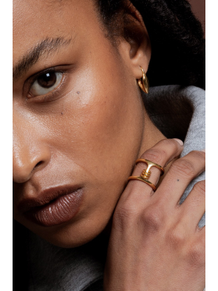 Oorbellen Shark messing goud