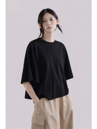 T-Shirt with Flowy Sleeves Black