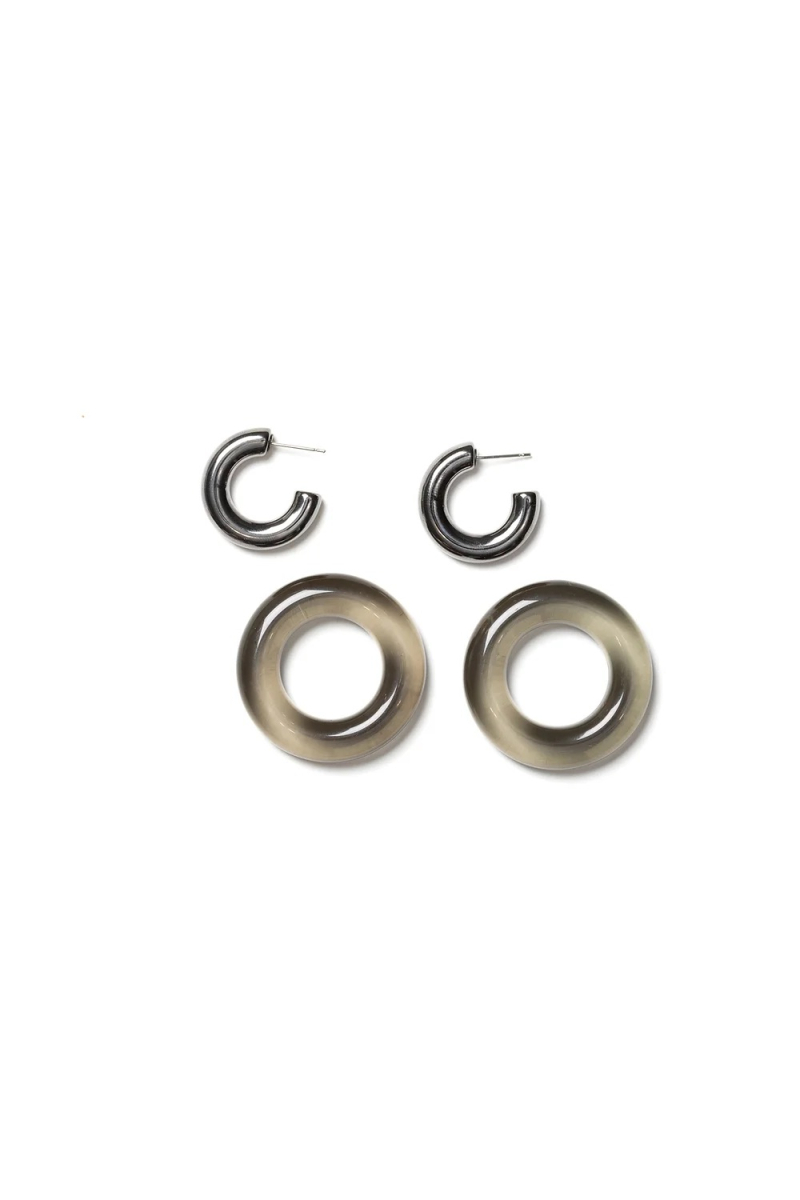 oorbel verge earpost gunmetal smokey van laurence delvallez