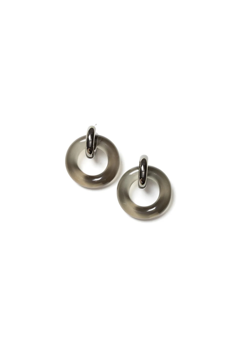 oorbel verge earpost gunmetal smokey van laurence delvallez