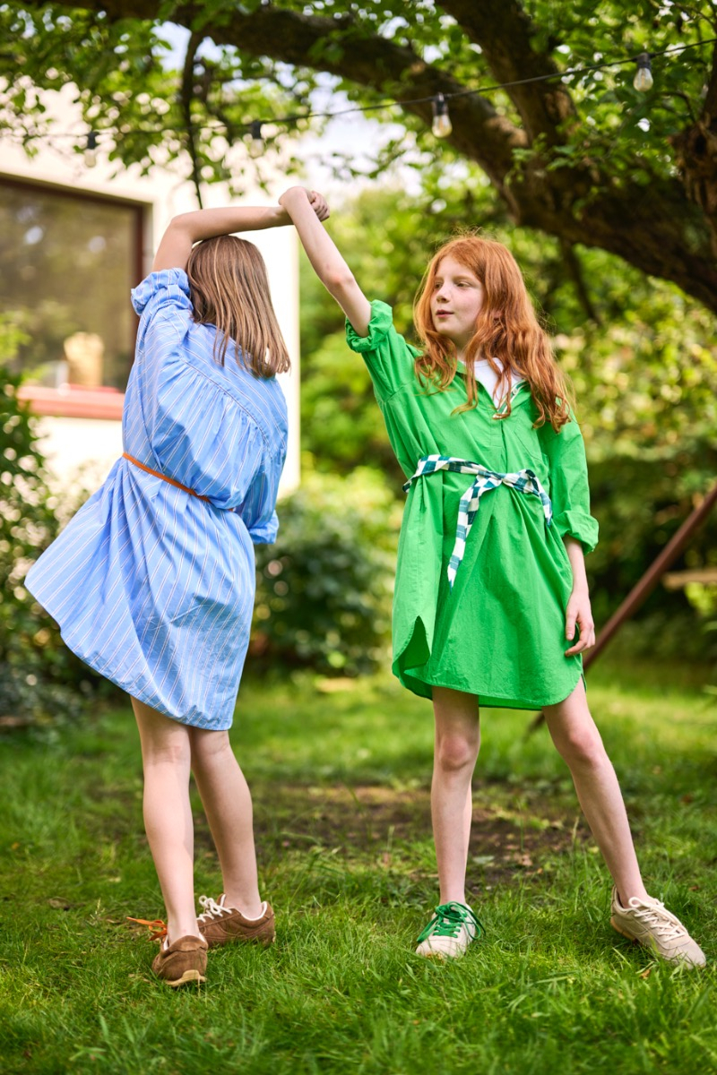 shop nu jurk mission green van maan bij ik koop Belgisch conceptstore 'les belges', ruimste aanbod van Belgische damesmode en kindermode
