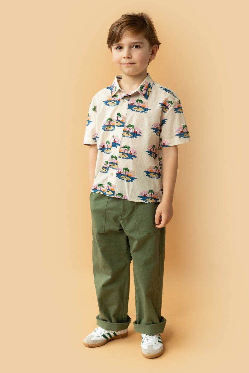 shop nu broek porridge twill kaki van simple kids bij ik koop Belgisch conceptstore 'les belges', ruimste aanbod van Belgische kindermode