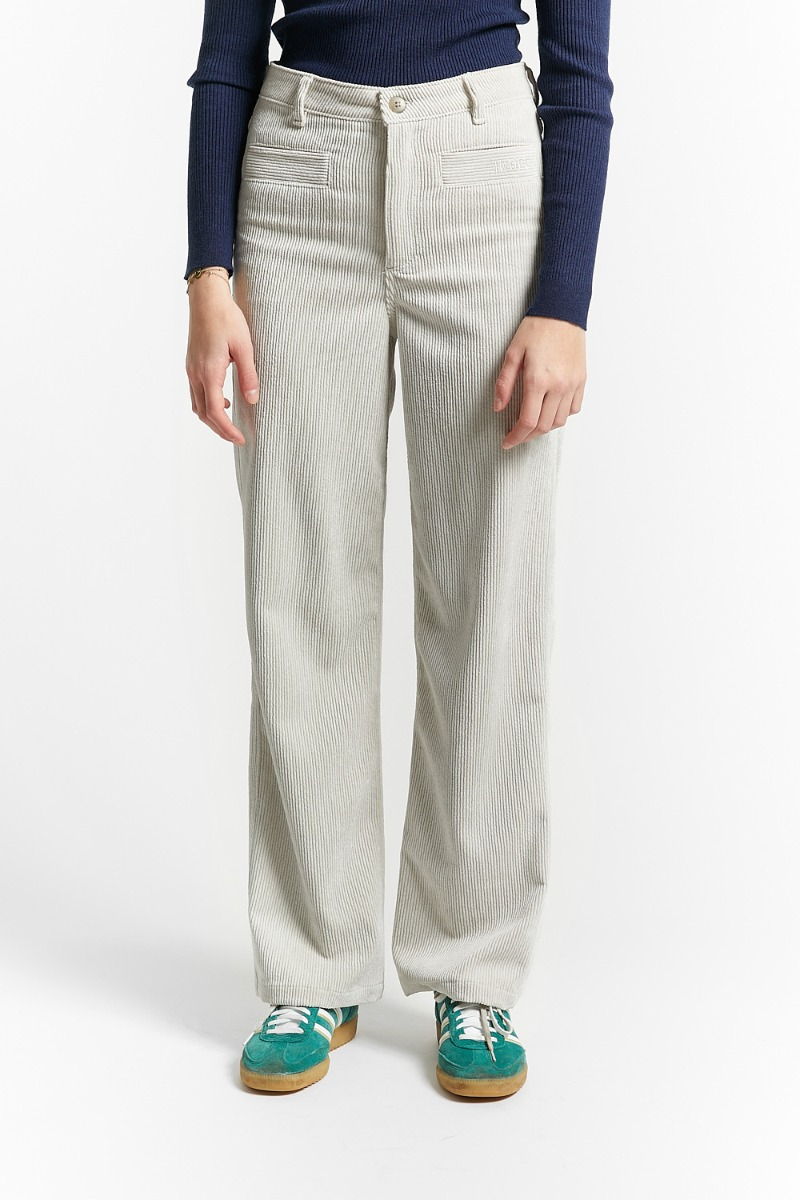 shop nu broek regina off white van indee bij ik koop Belgisch conceptstore 'les belges', ruimste aanbod van Belgische damesmode en kindermode