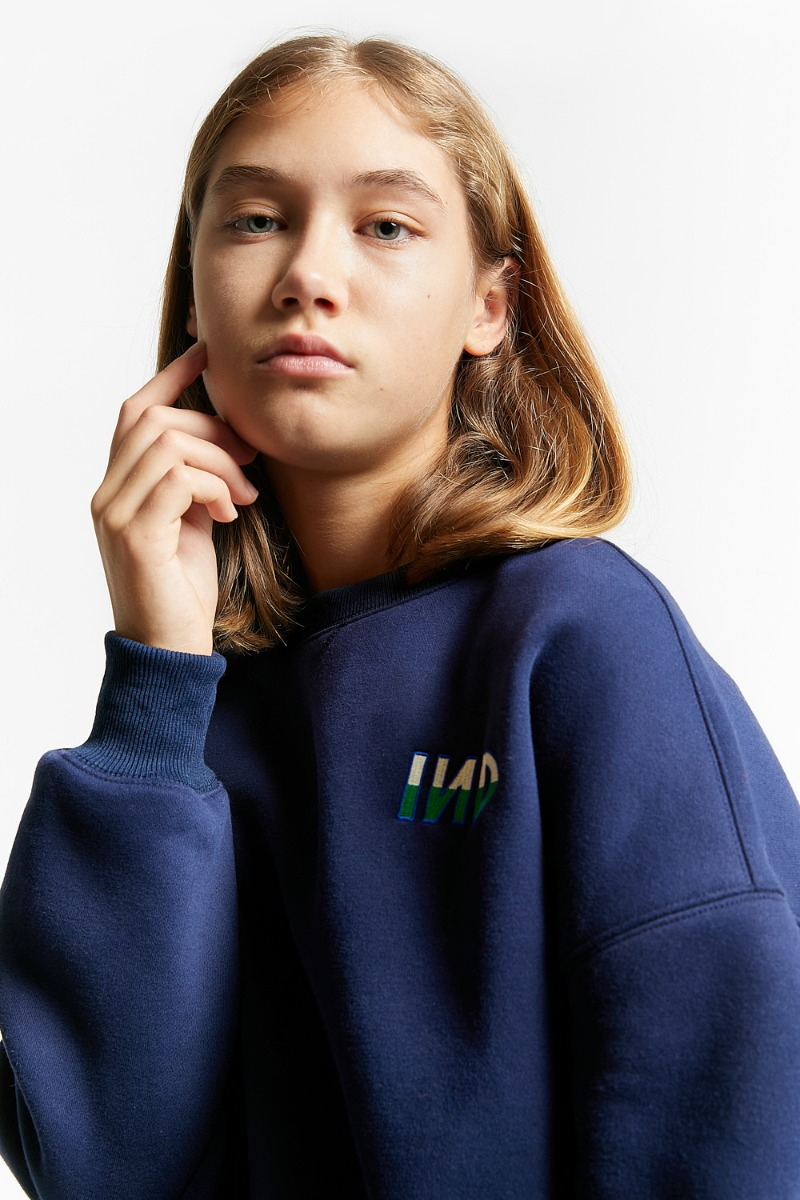 shop nu sweater running navy van indee bij ik koop Belgisch conceptstore 'les belges', ruimste aanbod van Belgische damesmode en kindermode