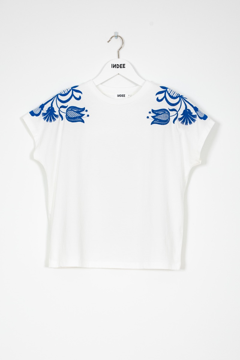 t-shirt santa white van indee