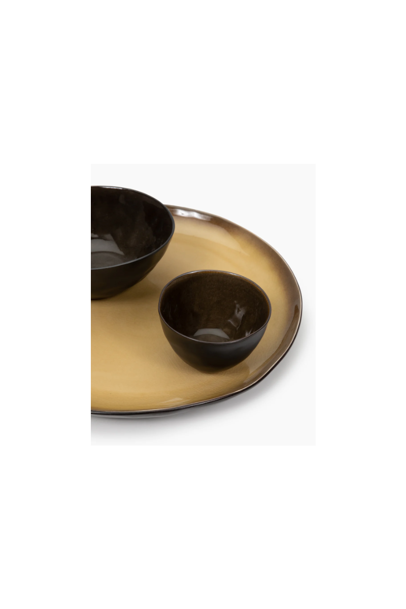 bord rond PURE 'green' by pascale naessens bij ik koop belgisch conceptstore les belges voor interieur, decoratie, servies, keramiek. 