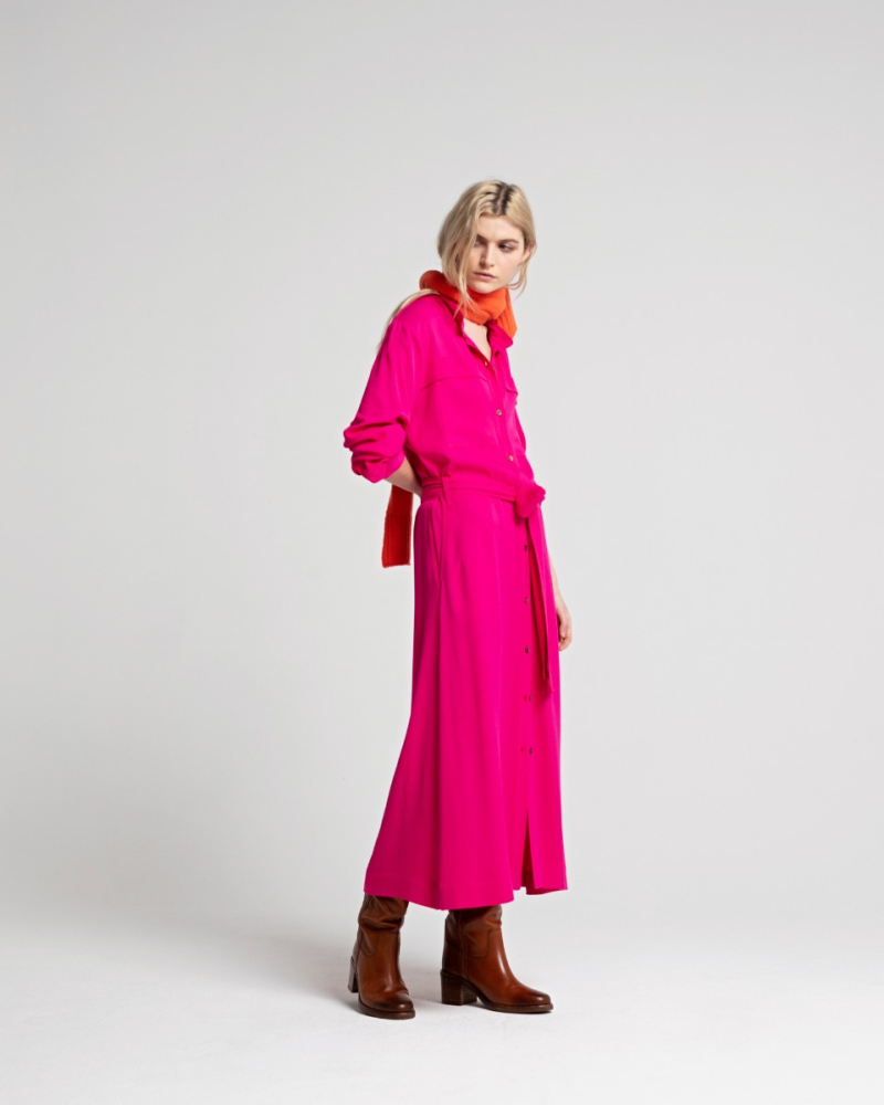 shop nu jurk april pink van just in case bij ik koop Belgisch conceptstore 'les belges', ruimste aanbod van Belgische damesmode en kindermode