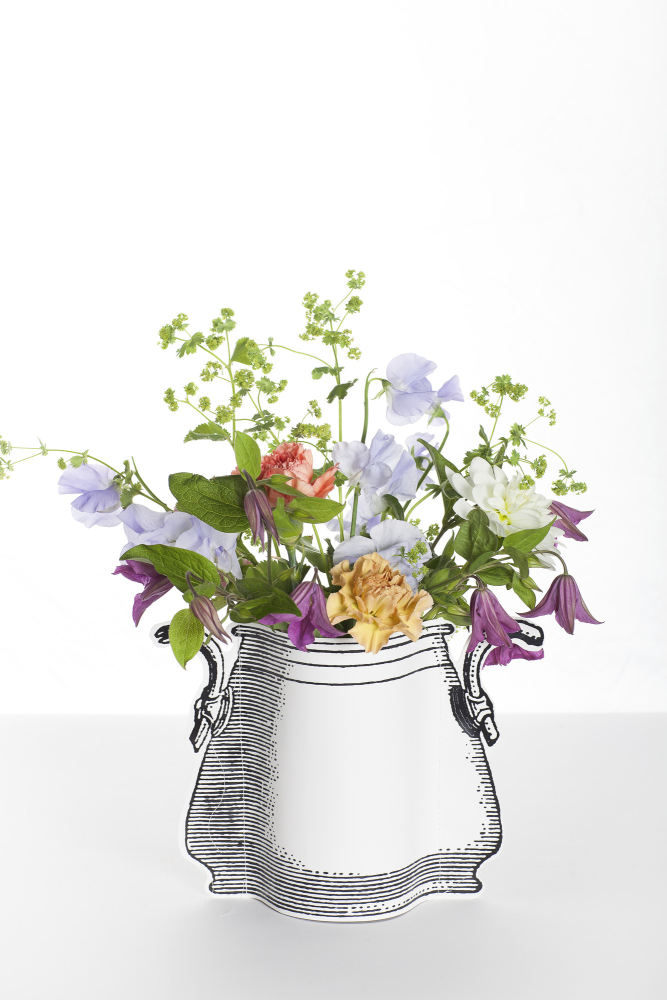 paper vase by Marie Michielssen