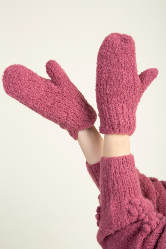 shop nu handschoenen Mittens Plum van lnknits bij ik koop Belgisch conceptstore 'les belges', ruimste aanbod van Belgische damesmode en kindermode