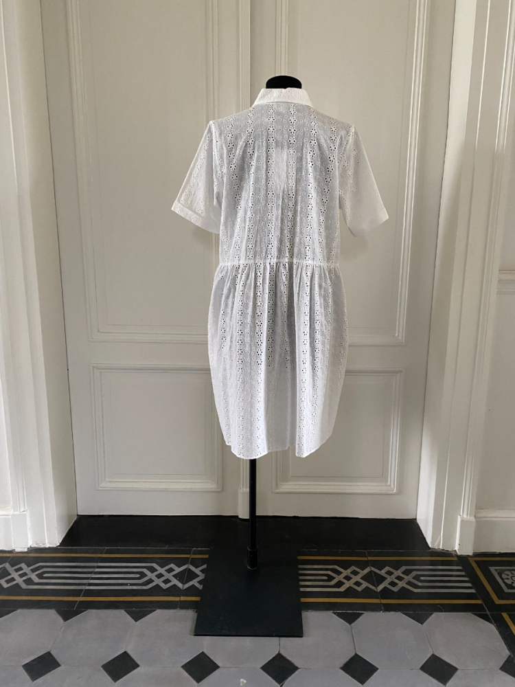 shop nu jurk nena off white van scapa bij ik koop Belgisch conceptstore 'les belges', ruimste aanbod van Belgische damesmode