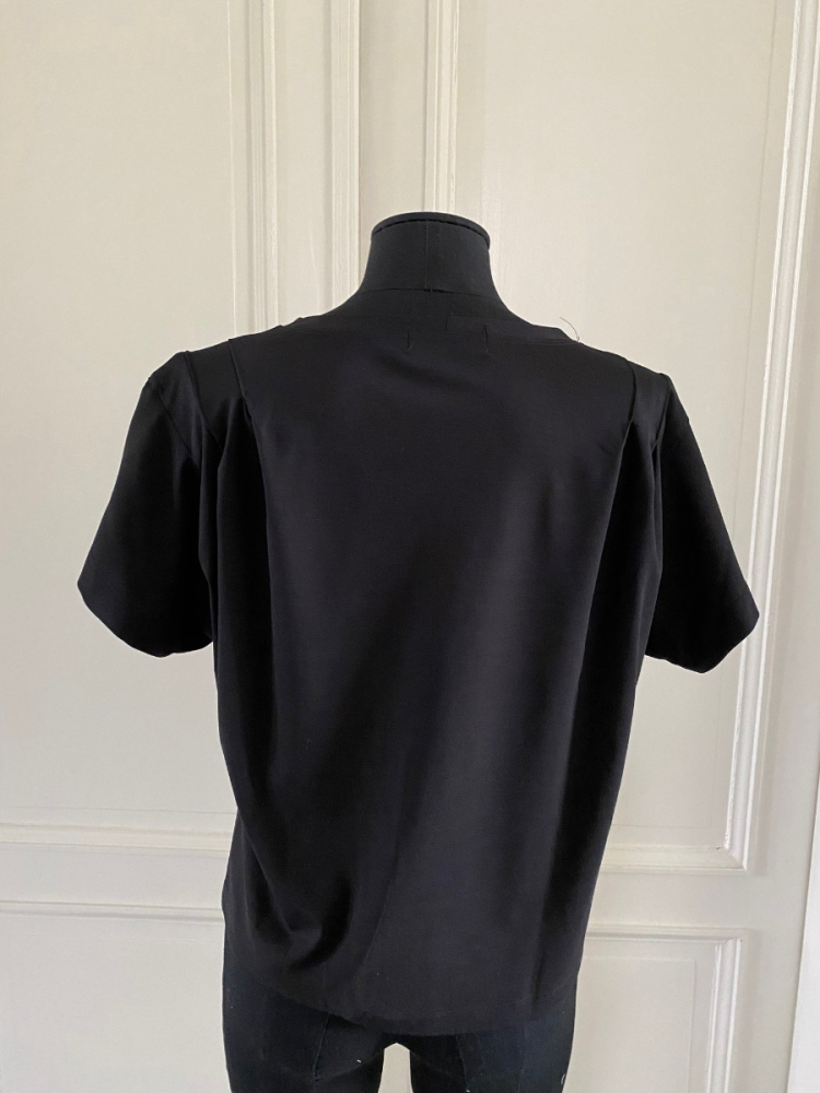 shop nu t-shirt zeline black van nathalie vleeschouwer bij ik koop Belgisch conceptstore 'les belges', ruimste aanbod van Belgische damesmode en kindermode
