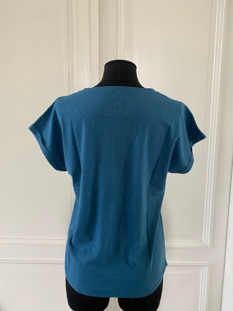 shop nu t-shirt bijou petrol blue van nathalie vleeschouwer bij ik koop Belgisch conceptstore 'les belges', ruimste aanbod van Belgische damesmode en kindermode