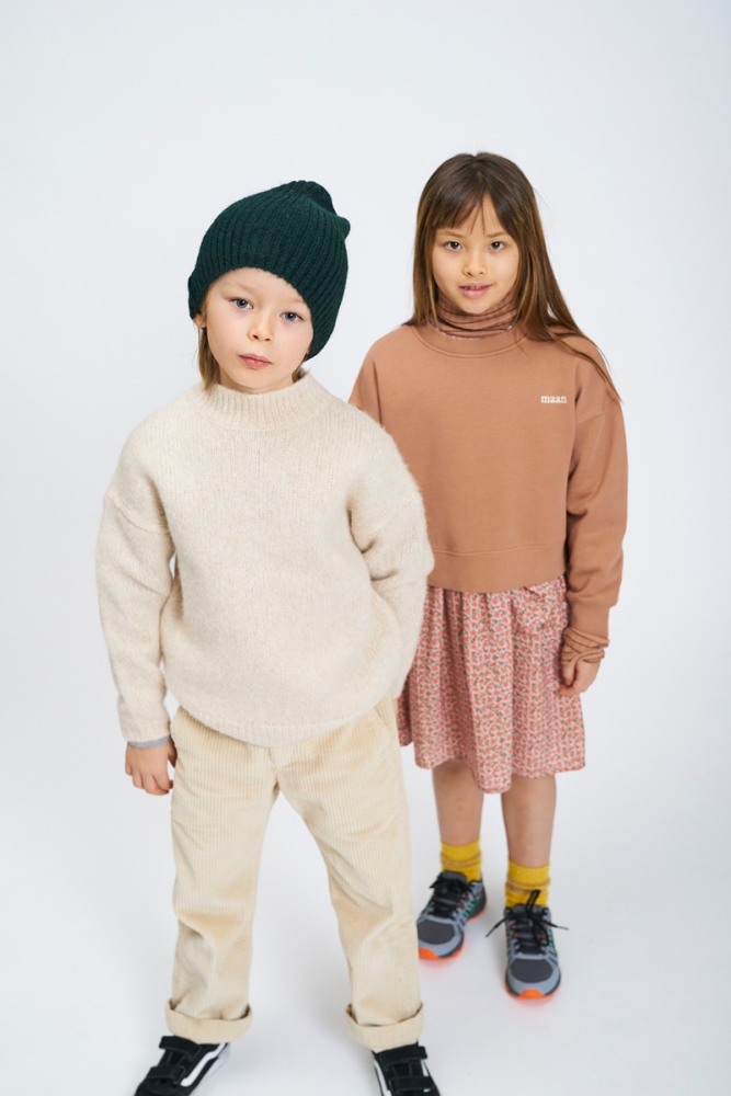 shop nu sweater day bruin van maan bij ik koop Belgisch conceptstore 'les belges', ruimste aanbod van Belgische damesmode en kindermode