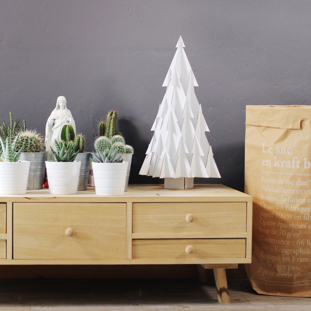 christmas tree odenneboom cardboard white by studio boon