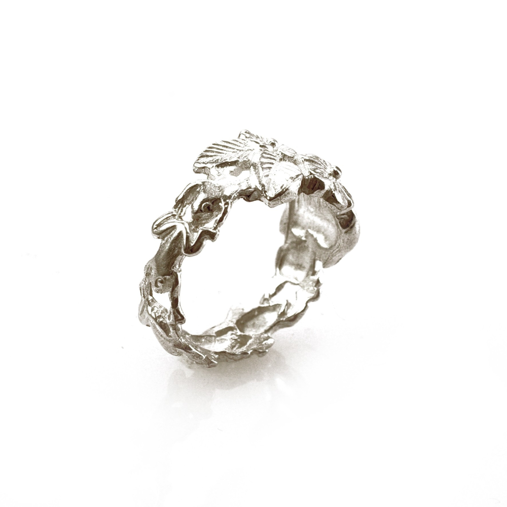 ring frogs & flowers - silver - 52 by atelier 11